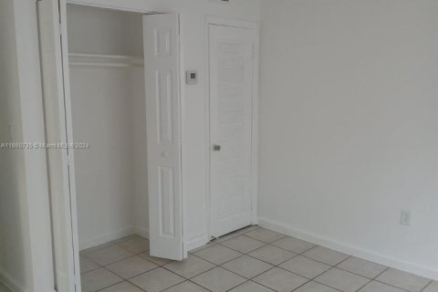 Copropriété à vendre à Hialeah, Floride: 1 chambre, 54.16 m2 № 1938337 - photo 21