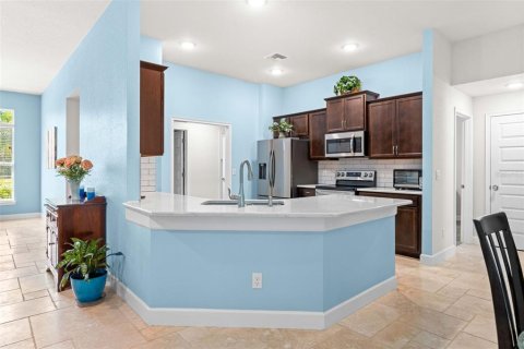 House in Homosassa, Florida 4 bedrooms, 211.91 sq.m. № 2226597 - photo 2
