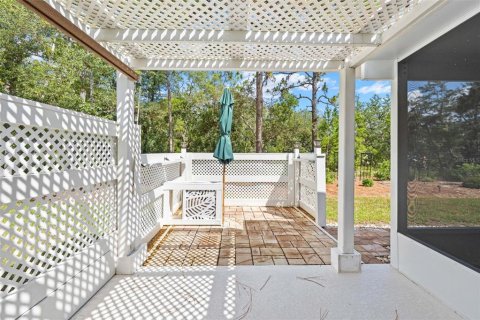 House in Homosassa, Florida 4 bedrooms, 211.91 sq.m. № 2226597 - photo 30