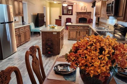 House in Kissimmee, Florida 5 bedrooms, 195.84 sq.m. № 2216074 - photo 6
