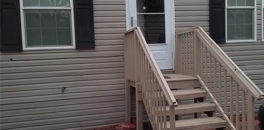 House in Kissimmee, Florida 5 bedrooms, 195.84 sq.m. № 2216074