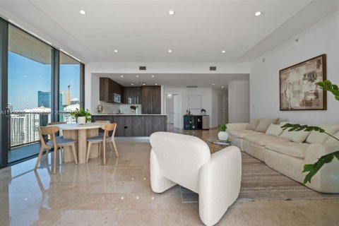 Купить кондоминиум в Майами, Флорида 3 спальни, 155.61м2, № 2025089 - фото 12