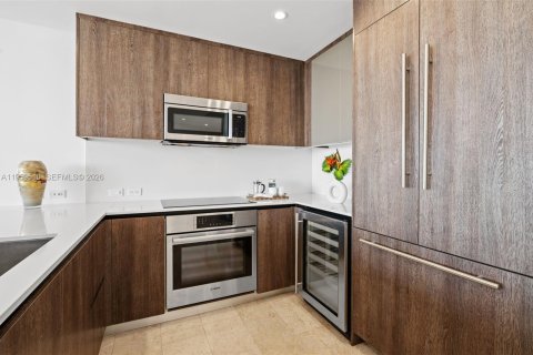 Купить кондоминиум в Майами, Флорида 3 спальни, 155.61м2, № 2025089 - фото 18