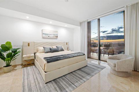 Купить кондоминиум в Майами, Флорида 3 спальни, 155.61м2, № 2025089 - фото 20