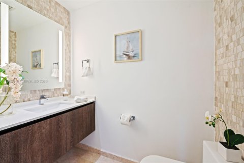 Купить кондоминиум в Майами, Флорида 3 спальни, 155.61м2, № 2025089 - фото 19
