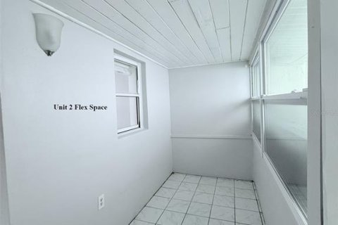 Immobilier commercial à vendre à Madeira Beach, Floride: 3 chambres, 118.82 m2 № 1733555 - photo 13
