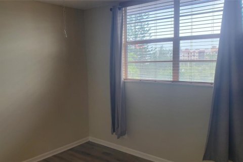 Condo in Deerfield Beach, Florida, 2 bedrooms № 2155147 - photo 20