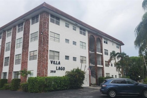 Condo in Deerfield Beach, Florida, 2 bedrooms № 2155147