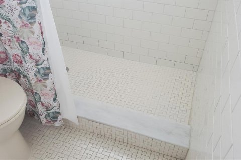 Condo in Deerfield Beach, Florida, 2 bedrooms № 2155147 - photo 27