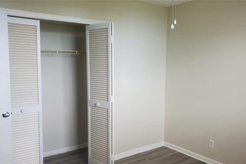 Condo in Deerfield Beach, Florida, 2 bedrooms № 2155147 - photo 21