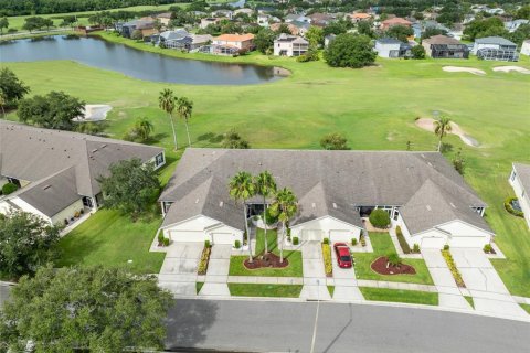 Villa ou maison à vendre à Kissimmee, Floride: 2 chambres, 129.78 m2 № 2230279 - photo 22