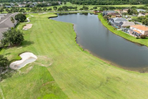 Villa ou maison à vendre à Kissimmee, Floride: 2 chambres, 129.78 m2 № 2230279 - photo 23