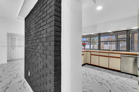 Villa ou maison à vendre à Port St. Lucie, Floride: 2 chambres, 109.07 m2 № 2024374 - photo 9