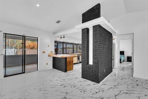 Villa ou maison à vendre à Port St. Lucie, Floride: 2 chambres, 109.07 m2 № 2024374 - photo 14