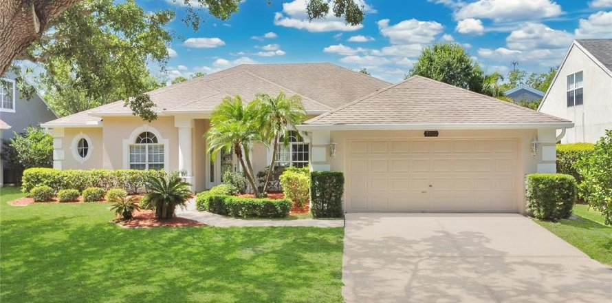 House in Orlando, Florida 4 bedrooms, 232.26 sq.m. № 1743617