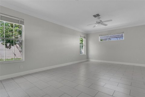 Casa en venta en Orlando, Florida, 4 dormitorios, 232.26 m2 № 1743617 - foto 15