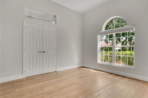 Casa en venta en Orlando, Florida, 4 dormitorios, 232.26 m2 № 1743617 - foto 21