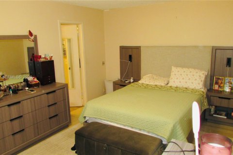 Copropriété à vendre à Deerfield Beach, Floride: 1 chambre, 65.03 m2 № 2179955 - photo 11