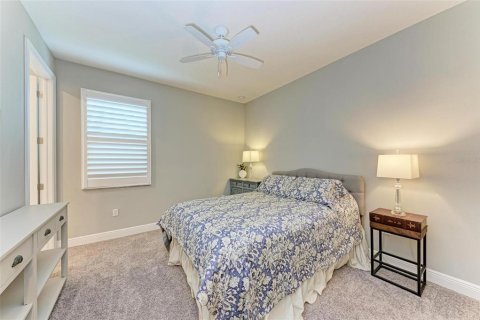 House in Bradenton, Florida 3 bedrooms, 215.35 sq.m. № 1552275 - photo 23