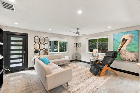 Appartement à louer à Saint Petersburg, Floride: 2 chambres, 116.13 m2 № 2385698 - photo 2