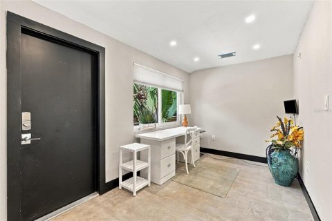 Appartement à louer à Saint Petersburg, Floride: 2 chambres, 116.13 m2 № 2385698 - photo 12