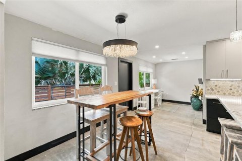 Appartement à louer à Saint Petersburg, Floride: 2 chambres, 116.13 m2 № 2385698 - photo 21