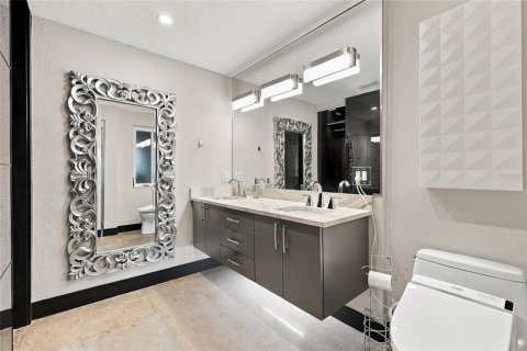 Appartement à louer à Saint Petersburg, Floride: 2 chambres, 116.13 m2 № 2385698 - photo 7