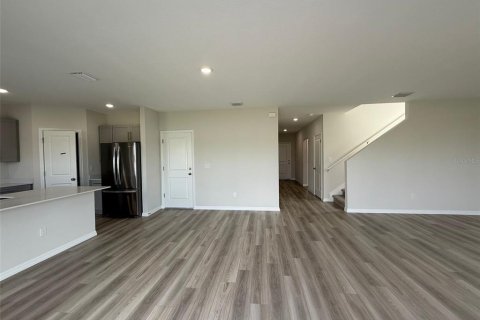 Casa en alquiler en Zephyrhills, Florida, 5 dormitorios, 224.92 m2 № 1816556 - foto 16