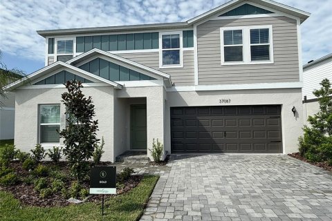 Casa en alquiler en Zephyrhills, Florida, 5 dormitorios, 224.92 m2 № 1816556 - foto 2