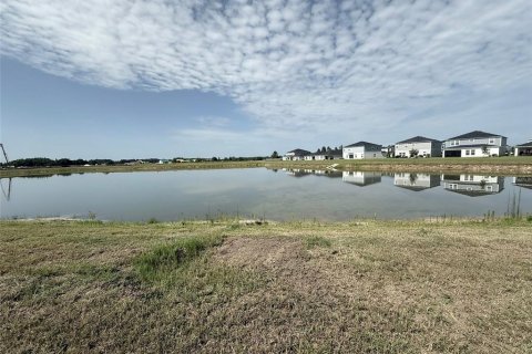 Casa en alquiler en Zephyrhills, Florida, 5 dormitorios, 224.92 m2 № 1816556 - foto 18