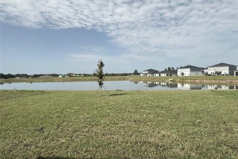 Casa en alquiler en Zephyrhills, Florida, 5 dormitorios, 224.92 m2 № 1816556 - foto 14