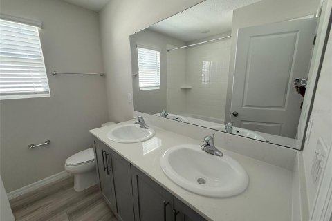 Casa en alquiler en Zephyrhills, Florida, 5 dormitorios, 224.92 m2 № 1816556 - foto 27