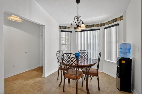 House in Palm Coast, Florida 3 bedrooms, 148.64 sq.m. № 2200971 - photo 11