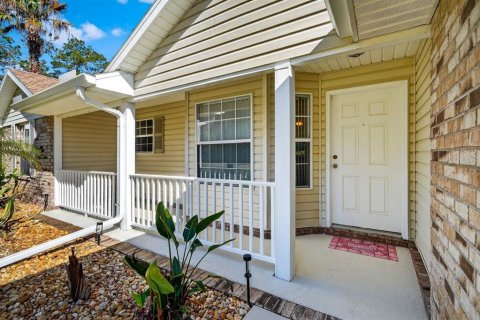 House in Palm Coast, Florida 3 bedrooms, 148.64 sq.m. № 2200971 - photo 2