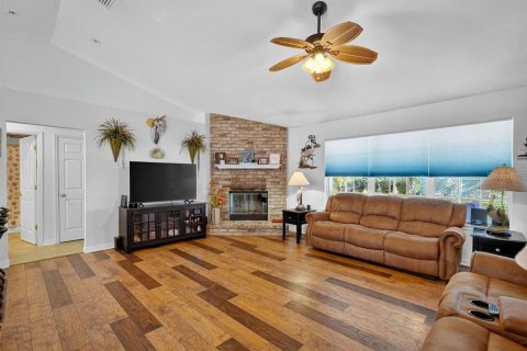 House in Palm Coast, Florida 3 bedrooms, 148.64 sq.m. № 2200971 - photo 7