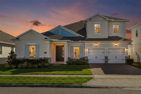 Casa en Orlando, Florida 7 dormitorios, 408.96 m2 № 2136421