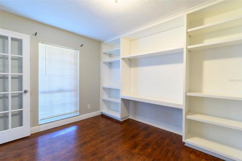 Casa en alquiler en Tampa, Florida, 3 dormitorios, 270.44 m2 № 1916913 - foto 6