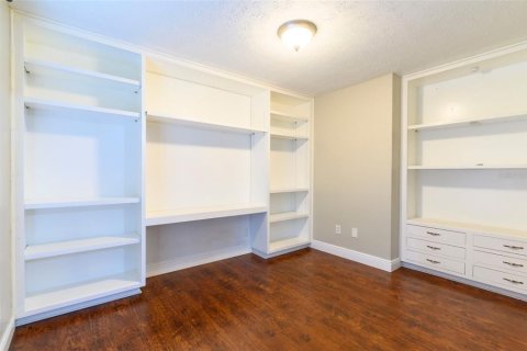 Casa en alquiler en Tampa, Florida, 3 dormitorios, 270.44 m2 № 1916913 - foto 17