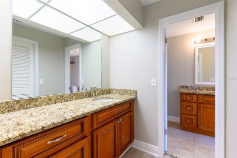 Casa en alquiler en Tampa, Florida, 3 dormitorios, 270.44 m2 № 1916913 - foto 15