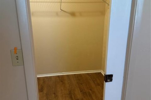 Condo in Largo, Florida, 2 bedrooms  № 1826447 - photo 20