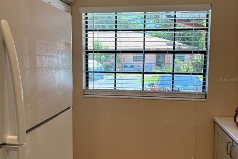 Condo in Largo, Florida, 2 bedrooms  № 1826447 - photo 5
