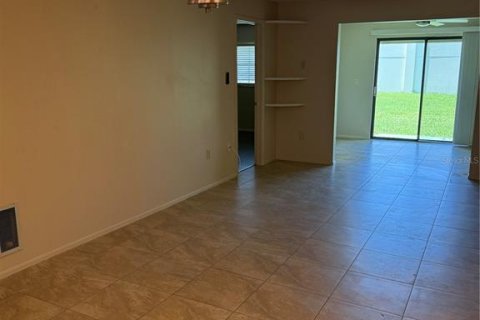 Condo in Largo, Florida, 2 bedrooms  № 1826447 - photo 12