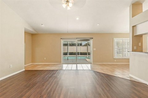 Casa en venta en Odessa, Florida, 3 dormitorios, 192.31 m2 № 1894286 - foto 15