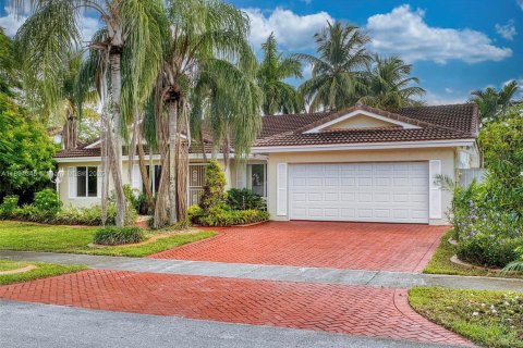 House in Miami, Florida 3 bedrooms, 159.79 sq.m. № 1946497 - photo 8