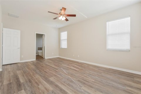 Casa en venta en Mount Dora, Florida, 3 dormitorios, 206.34 m2 № 2150099 - foto 9