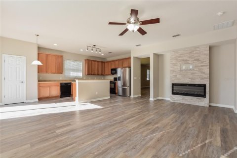 Casa en venta en Mount Dora, Florida, 3 dormitorios, 206.34 m2 № 2150099 - foto 5