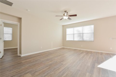 Casa en venta en Mount Dora, Florida, 3 dormitorios, 206.34 m2 № 2150099 - foto 7