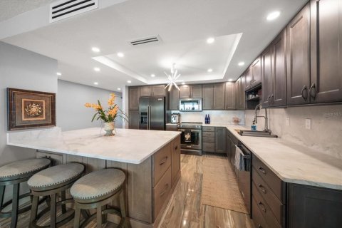 Condominio en venta en Redington Shores, Florida, 2 dormitorios, 124.95 m2 № 1837765 - foto 4
