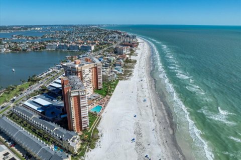 Condominio en venta en Redington Shores, Florida, 2 dormitorios, 124.95 m2 № 1837765 - foto 23