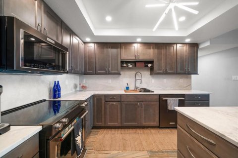 Condominio en venta en Redington Shores, Florida, 2 dormitorios, 124.95 m2 № 1837765 - foto 3